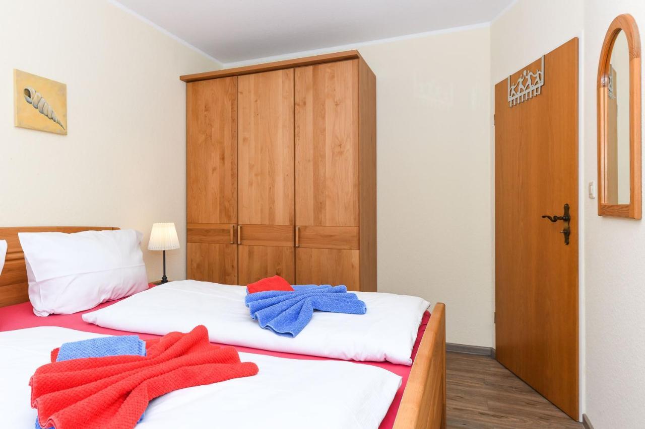 Ferienwohnung Baltrum Inselhaus Am Deich ノイハルリンガージール エクステリア 写真