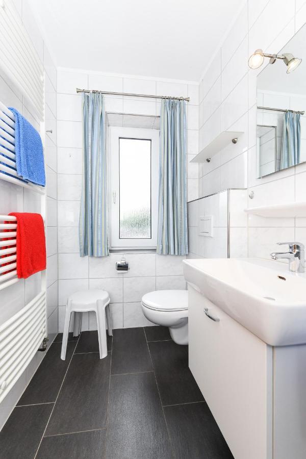 Ferienwohnung Baltrum Inselhaus Am Deich ノイハルリンガージール エクステリア 写真